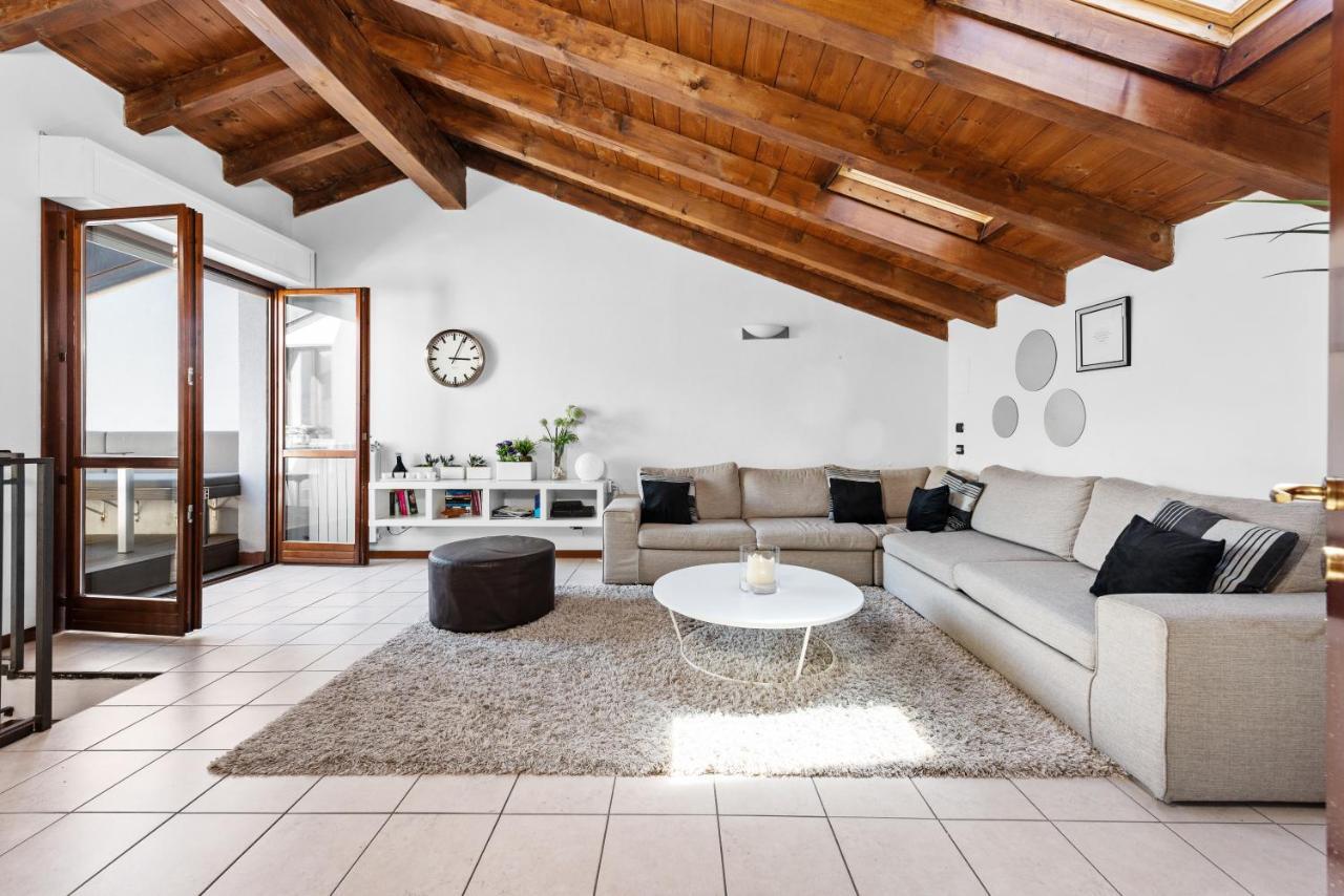 Casacamelia 35, 3 Bdrm With View Lake Como Apartman Acquaseria Kültér fotó