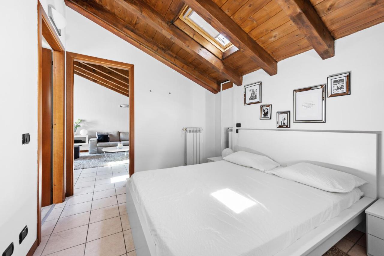 Casacamelia 35, 3 Bdrm With View Lake Como Apartman Acquaseria Kültér fotó