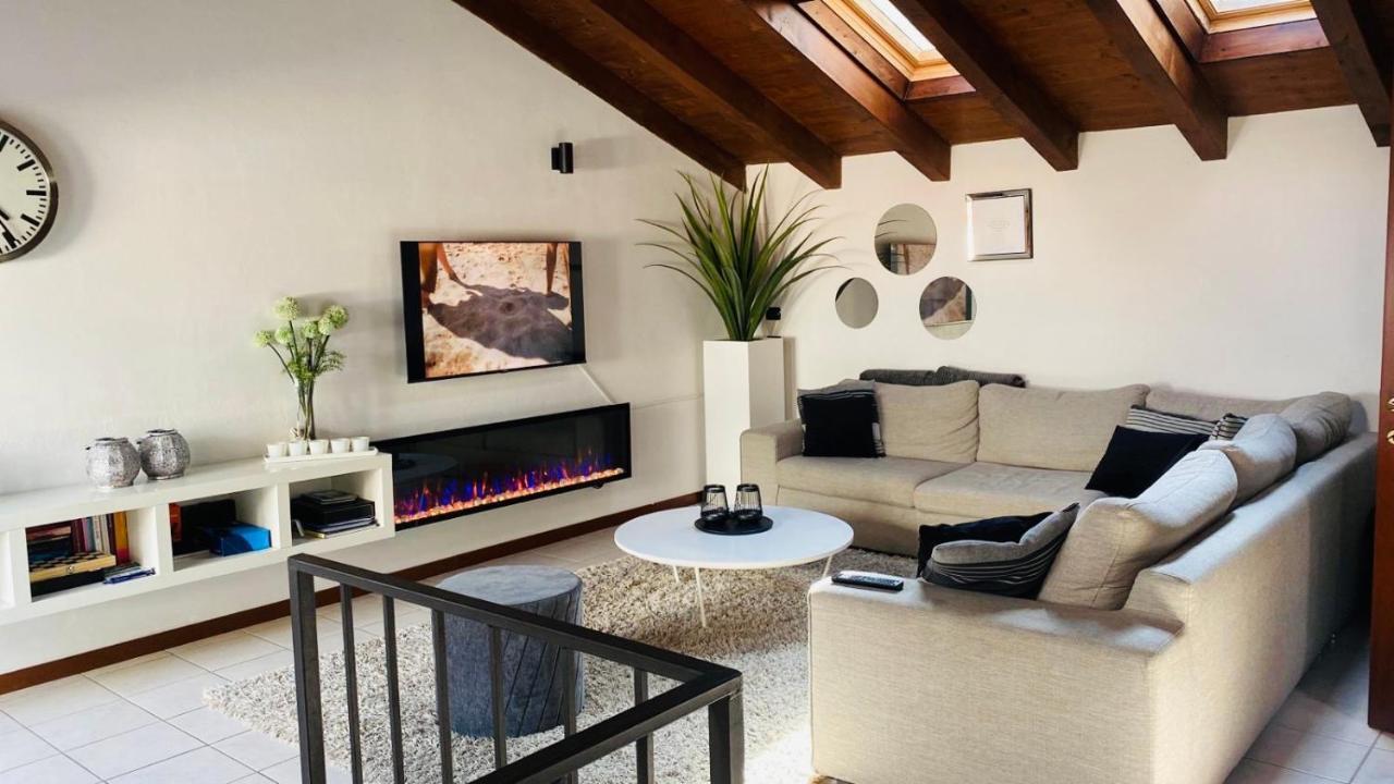 Casacamelia 35, 3 Bdrm With View Lake Como Apartman Acquaseria Kültér fotó